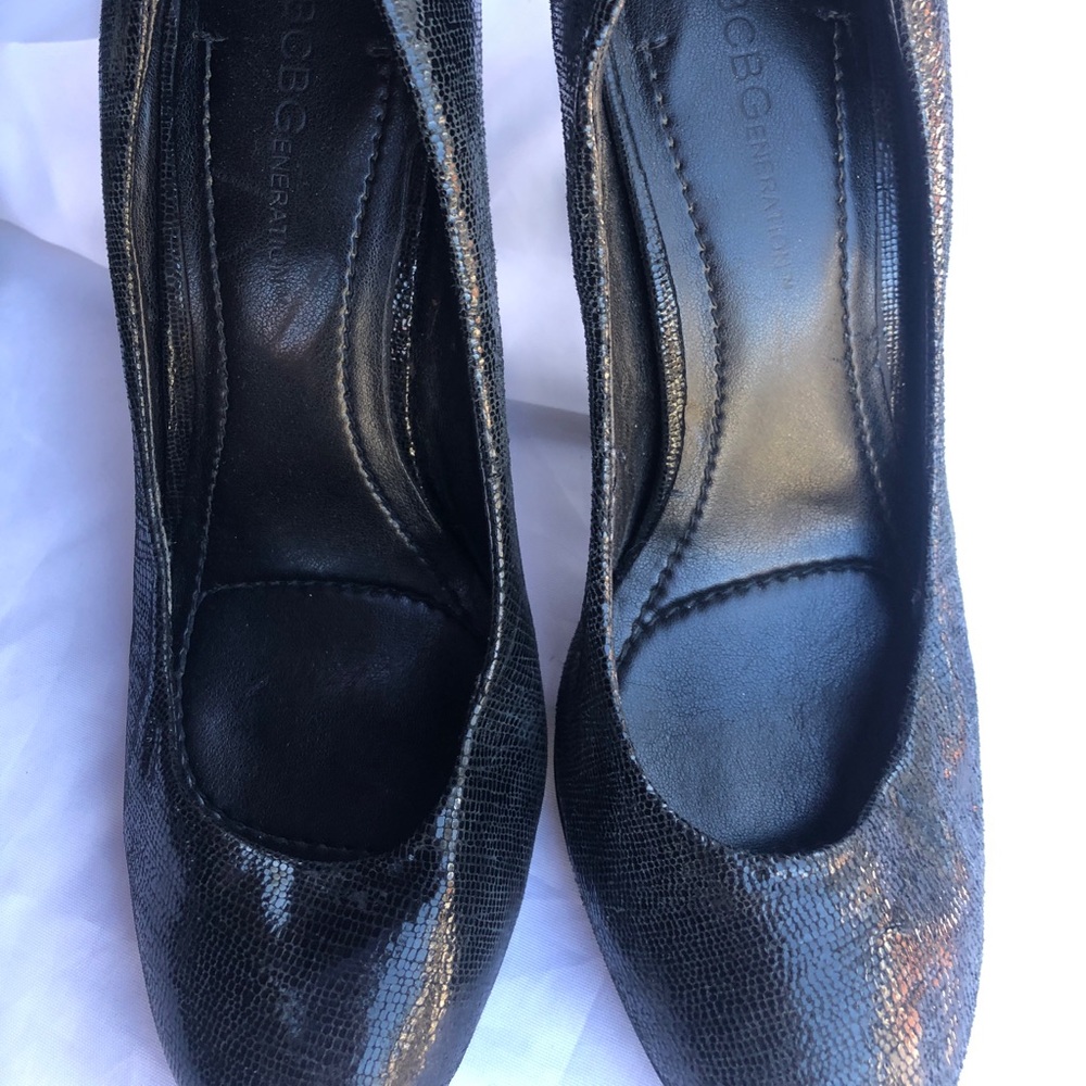 BCBG heels